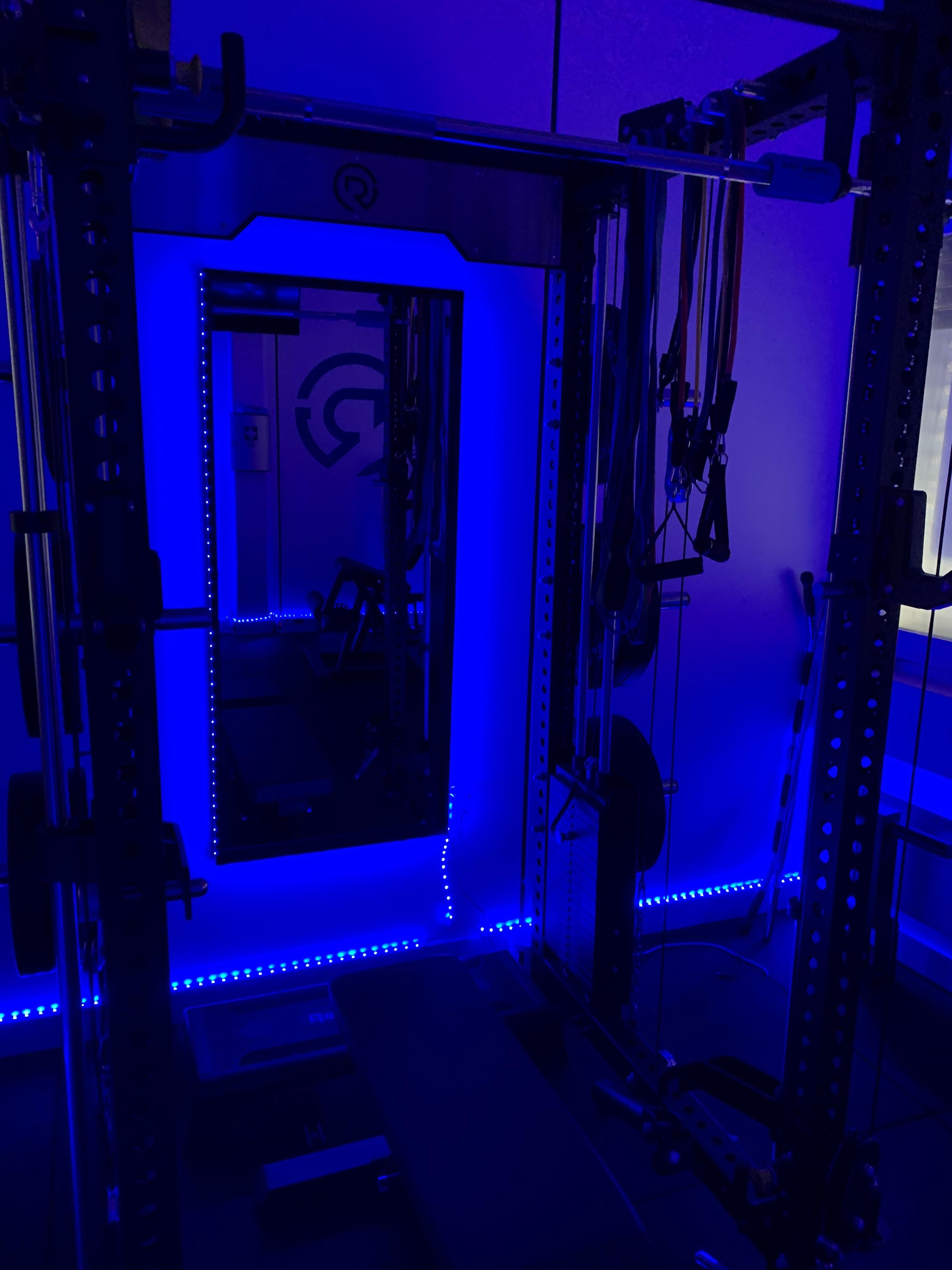Studio Gym Room en LED bleue