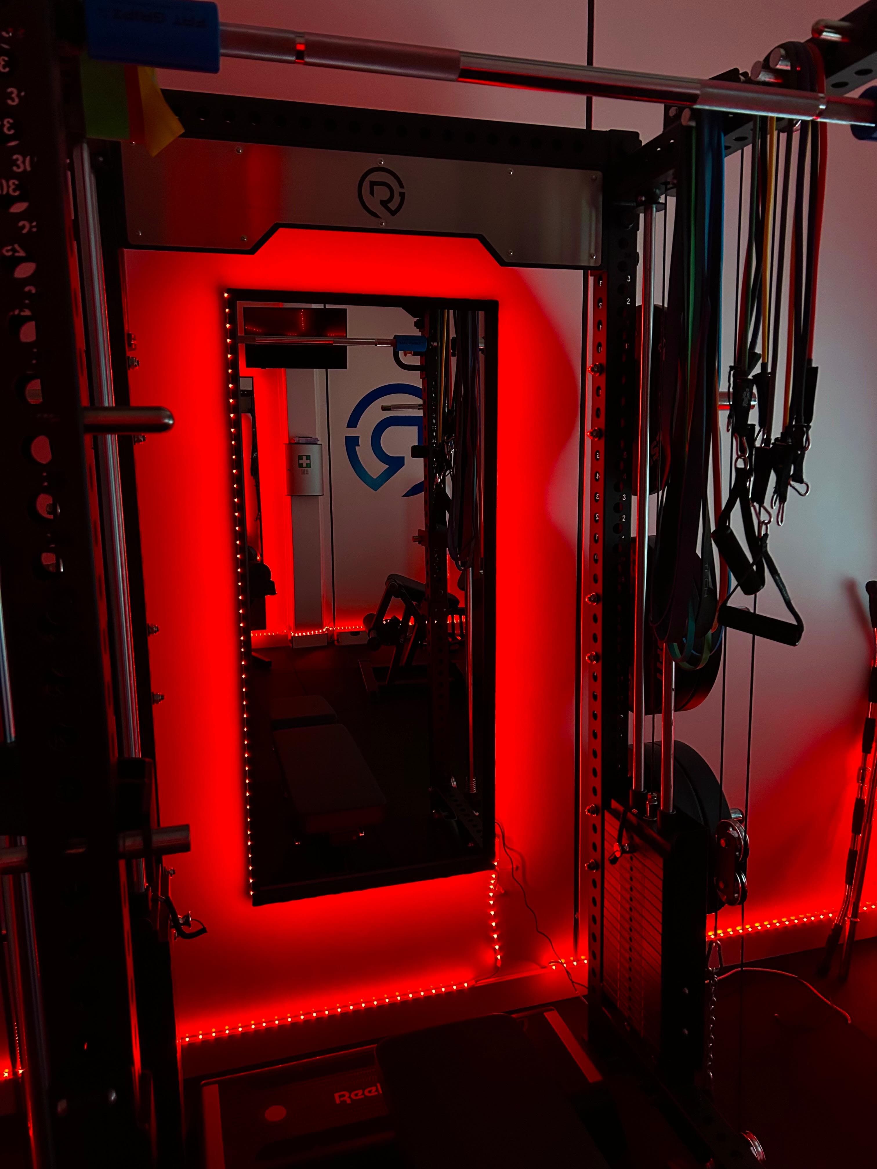 Studio Gym Room en LED rouge